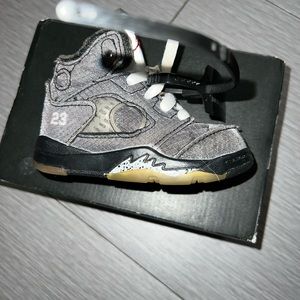 Off white air jordan 5 Muslin infant sz 5C